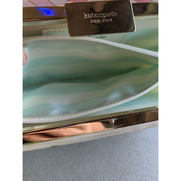 KATE SPADE Magnolia Bakery Recipe Book Dessert Novel Clutch Purse Bag - Picture 8 of 12